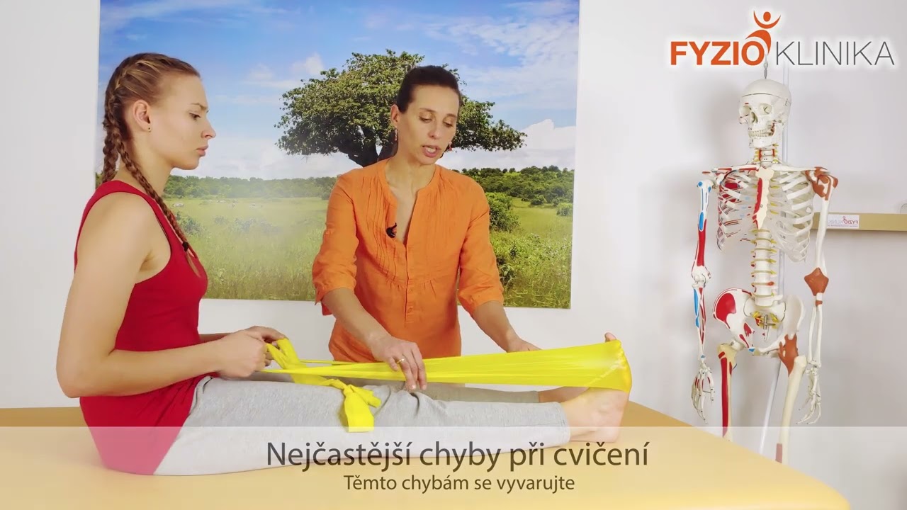 Posilování lýtek s posilovací gumou (Theraband)