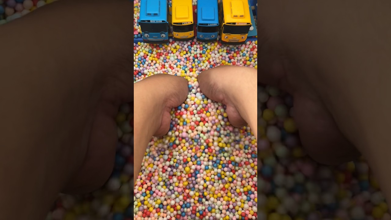 Toy Hunt - Funny Roblox Figure Toy 