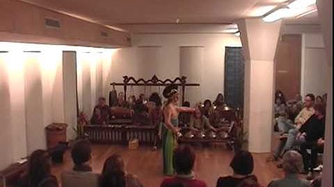 Tari Menak Koncar - Dansgroep Sinar Anyar & gamelan ensemble Wiludyeng (23 nov 2008)