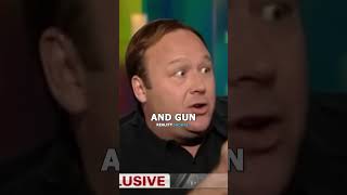 Joe Rogan on Alex Jones vs Pierce Morgan