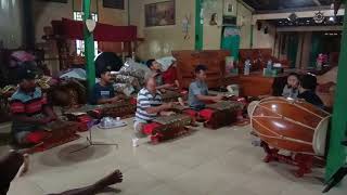 Latihan Ayak-ayak talu pelog nem