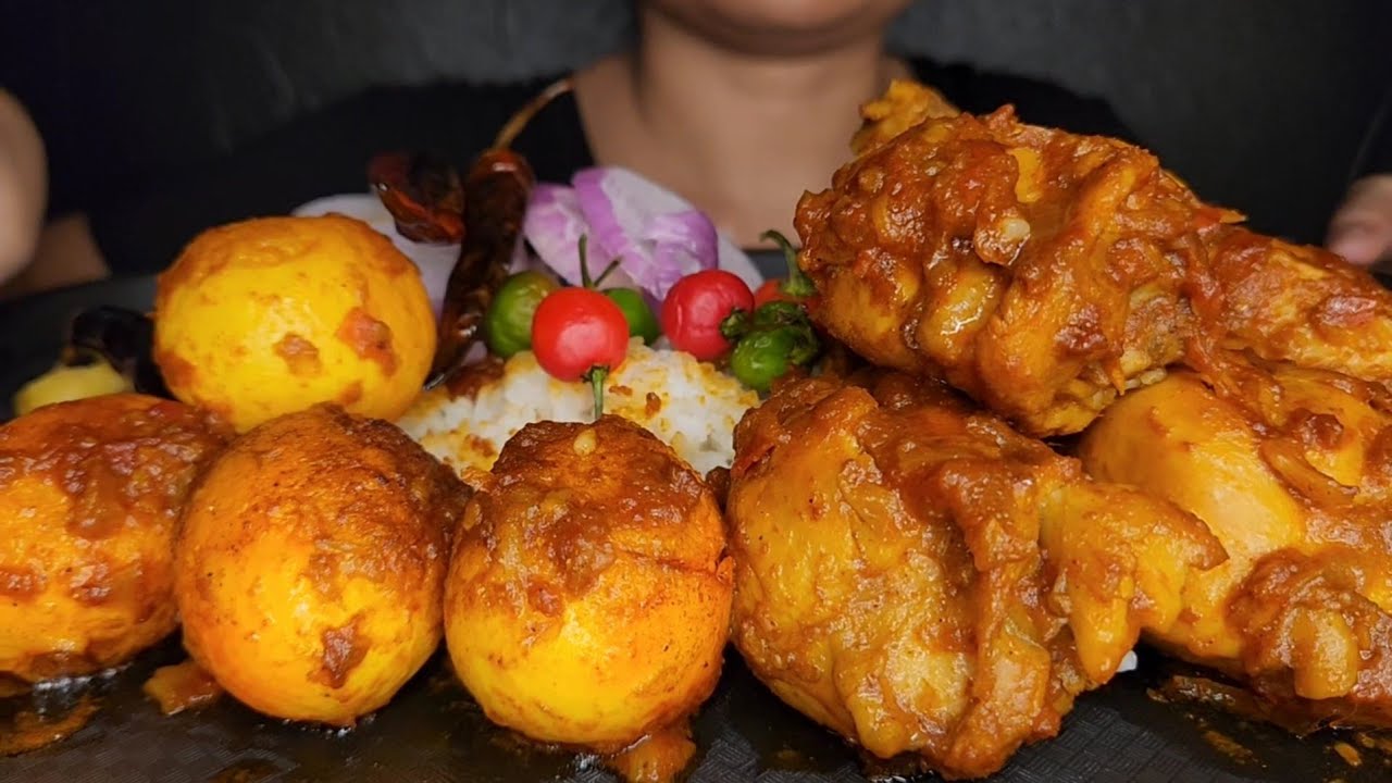 ASMR MUKBANG. BIG CHICKEN LEG 🍗 PIECES WITH EGG. INDIAN FOOD. 