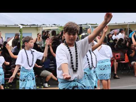 Malcolm Dancing Hokule'a at 2014 Iliahi May Day Festival, Iliahi Elementary School