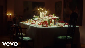 The Last Dinner Party - Nothing Matters (Lyric Video)