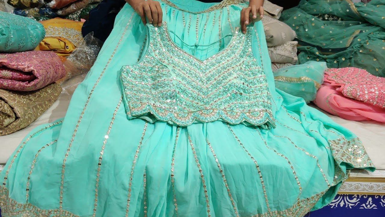 ক্রপ টপ দিয়ে ডিজাইনার রেডি লেহেঙ্গা ব্রাইডাল ড্রেস কিনুন/Crop top style designer bridal dress buy.