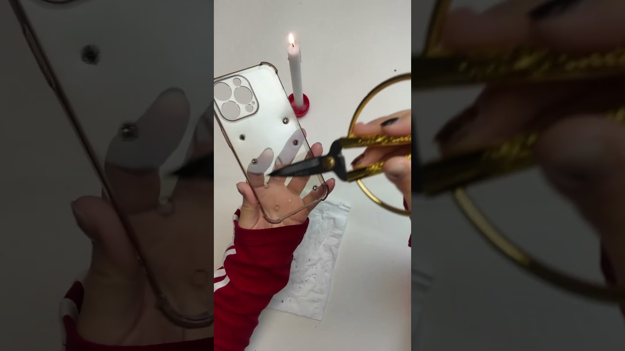 Upgrade your old phone case to a free ballet-pink style!