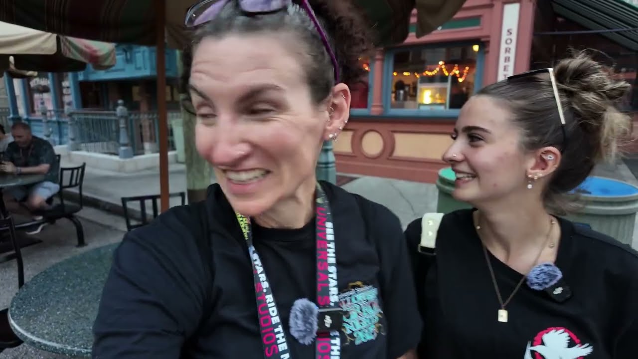 My first ever Halloween Horror Nights (as a big scaredy cat!)