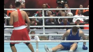 Пушка в челюсть. Казахский супертяж нокаутировал первого соперника на малом чемпионате мира по боксу
