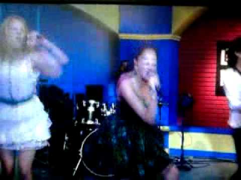 Lemonade Mouth - Livin' On a High Wire