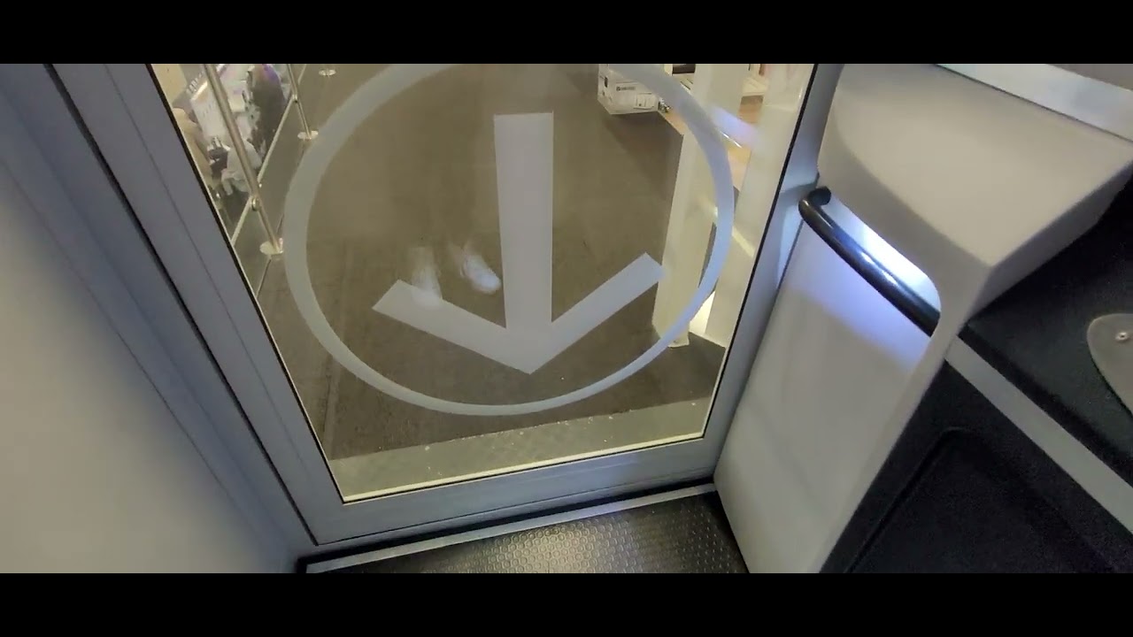 Phoenix Lift @ Curry's in Chesterfield Riverside Retail Park