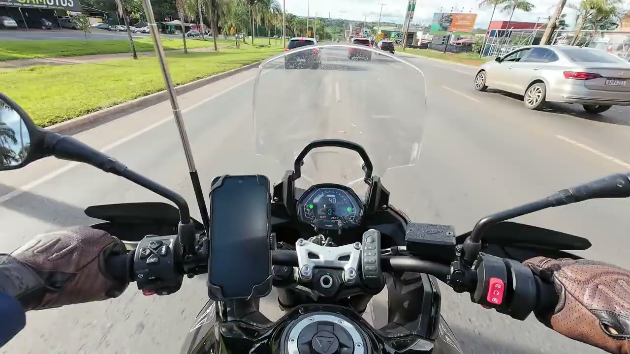 Tiger Sport 660, versão 25/26 Black.