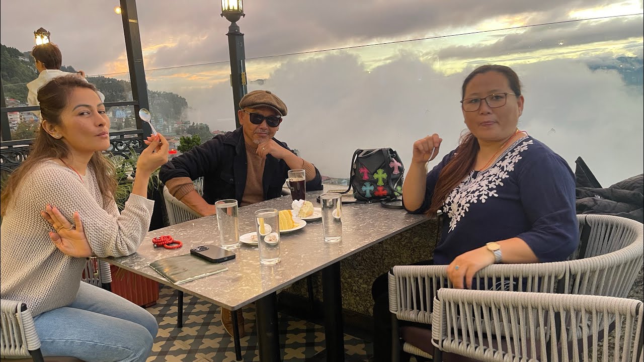 Day out with my wife and my friend#washington#aircafe#baskinrobbins