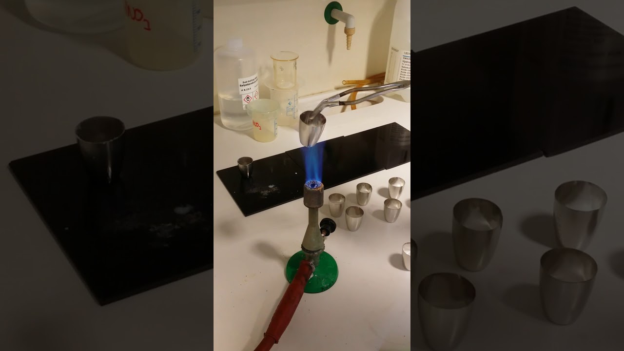 Cleaning preparation of a platinum crucible with potassium disulfate and fire. YouTube