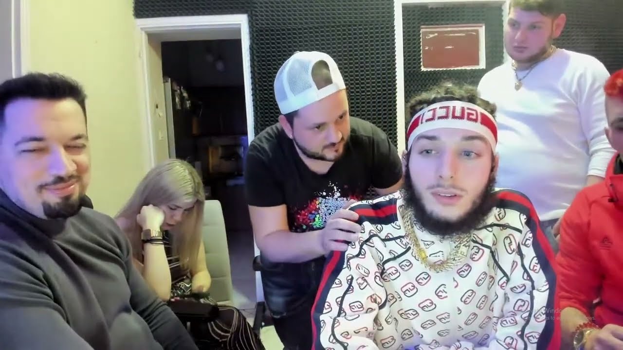 Ζητιανος BIllakos ζηταει ΛΕΦΤΑ απο τον Dios