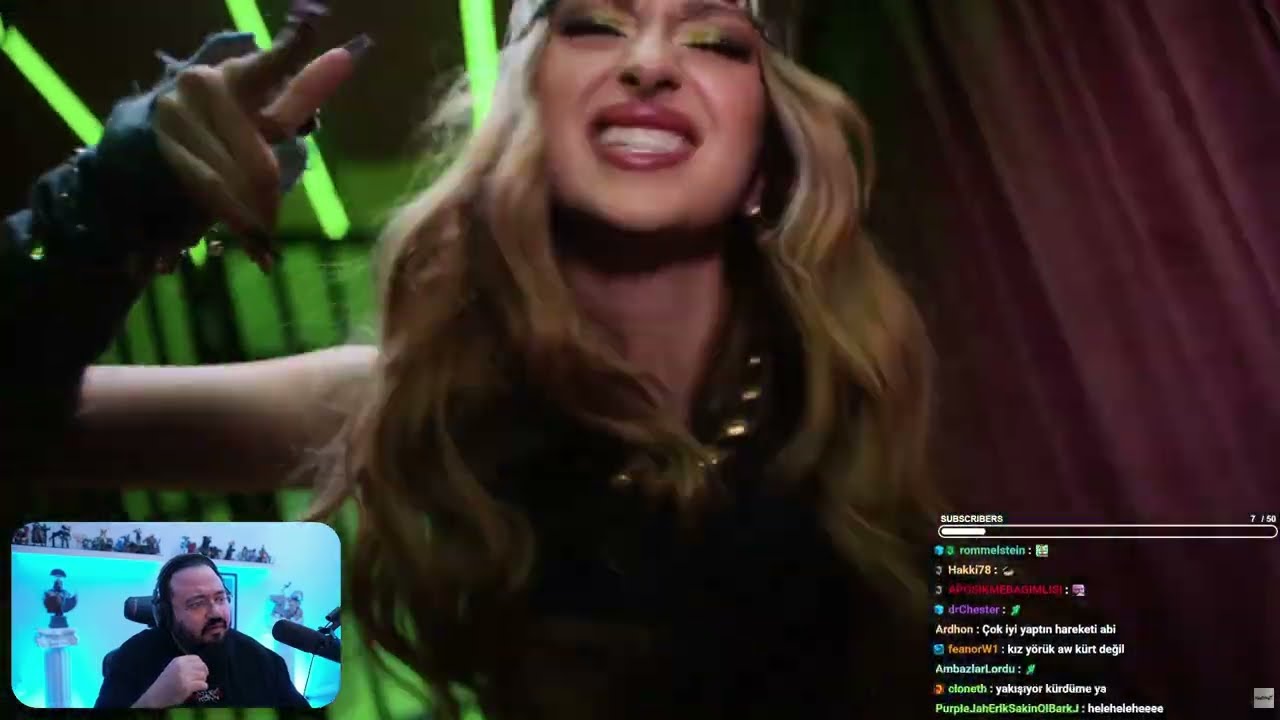 Jahrein 'manifest - Amateur' Dinliyor