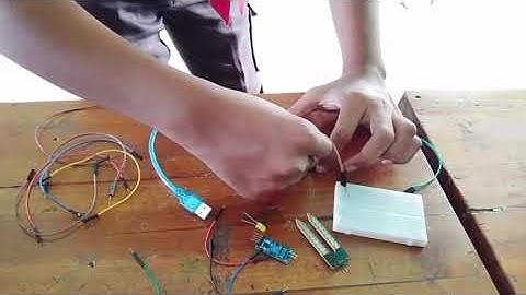 Vlog tugas Informatika Kelompok:6  Dari kelas 9E SMP NEGERI 1REMBANG