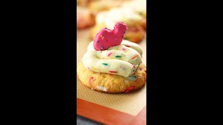 Rage Baking: Frosted Circus Animal Cookies (Full Video) screenshot 2