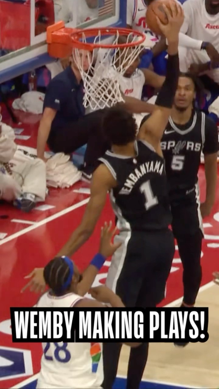Victor Wembanyama MAKES PLAYS early in Philly! ??|#Shorts