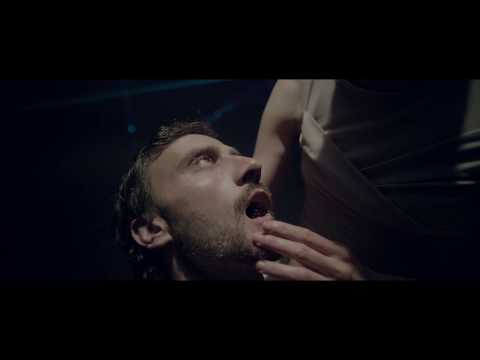 Putar Snow Falls - Maelstrom