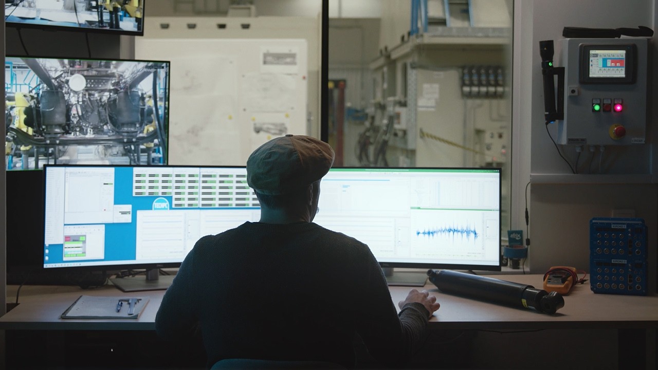 Volvo Trucks – Why you should choose Genuine Volvo Parts