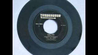 Lazy Life Quentin E  Klopjaeger 0001