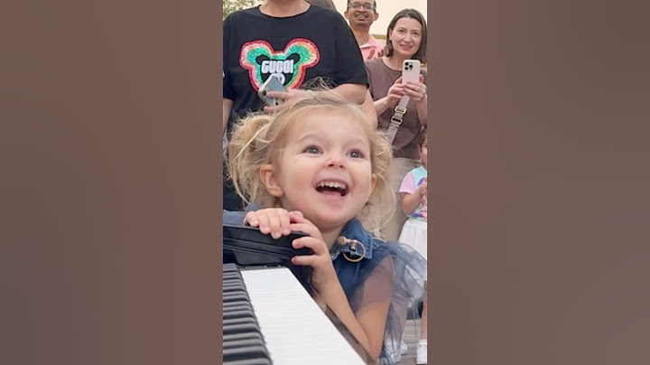This 3 year old SINGER shocked EVERYONE ! 😱