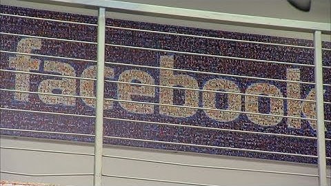 CNET News - Facebook to change real-name policy after drag queens protest