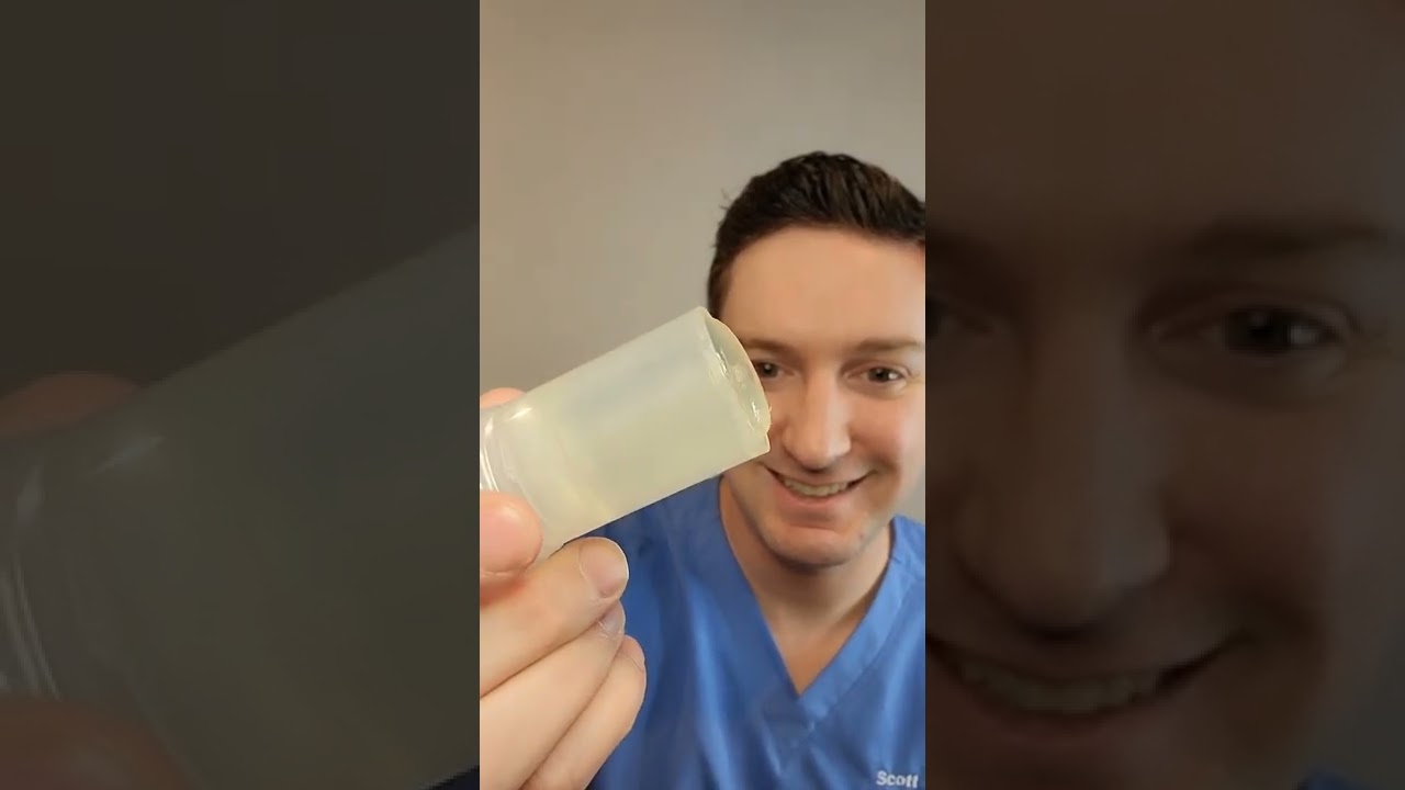 Отзыв дерматолога о светящейся палочке Supergoop!