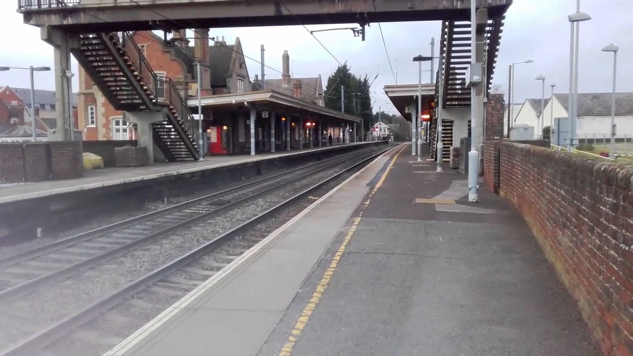 camera iphone 8 plus apk 90007 'Betjeboi' passes through Stowmarket | 24/12/2016