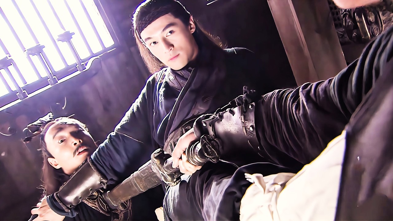 穿越穷小子救下神秘的男子，竟是当朝皇帝！封官赏金他却拒绝？👑🔥#myth #胡歌 #huge