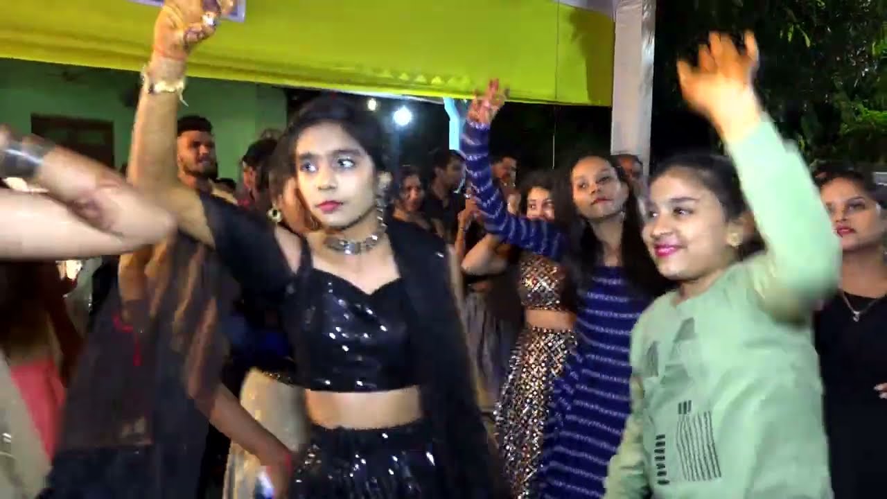 Gamthi Gujarati Garba By DK Musical Group Daman