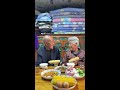 #被农村的爷爷奶奶治愈 #农村美食 #恩爱夫妻 #常回家看看#瓜子二手车
