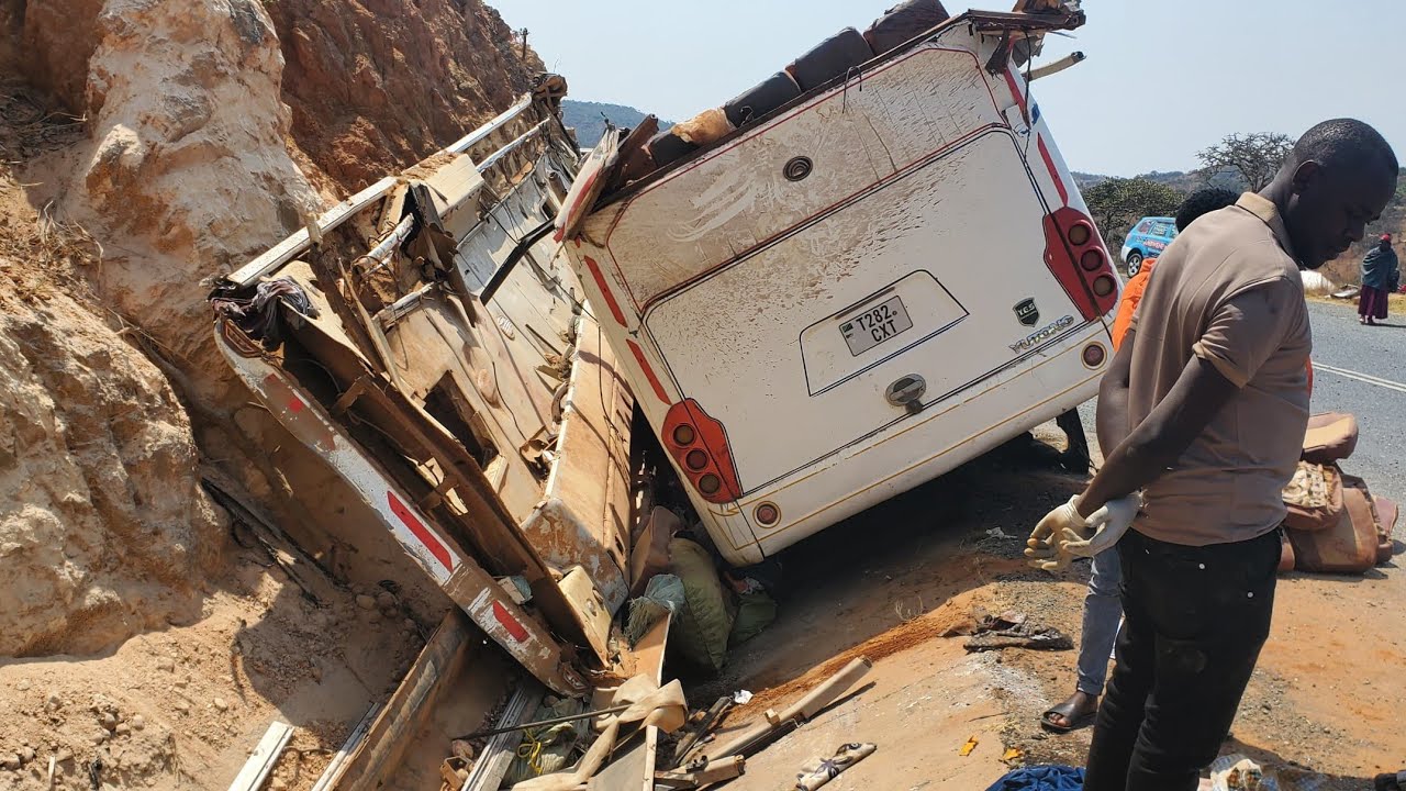 AJALI MBAYA: WATU 12 WAFARIKI HAPOHAPO, GARI LAACHA NJIA NA KUGONGA NGEMA, MASHUHUDA WAELEZA