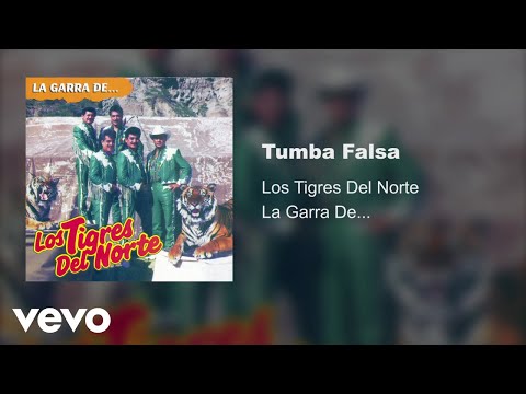 Watch the video for La tumba falsa
