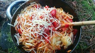 Cooking in the Forest: Spaghetti with Tomato Sauce