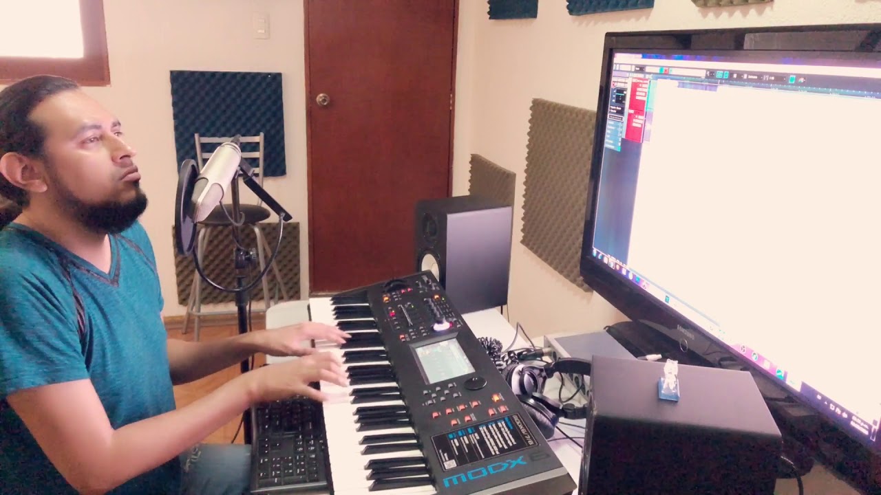 Aún más Cerca - Dan Velasquez