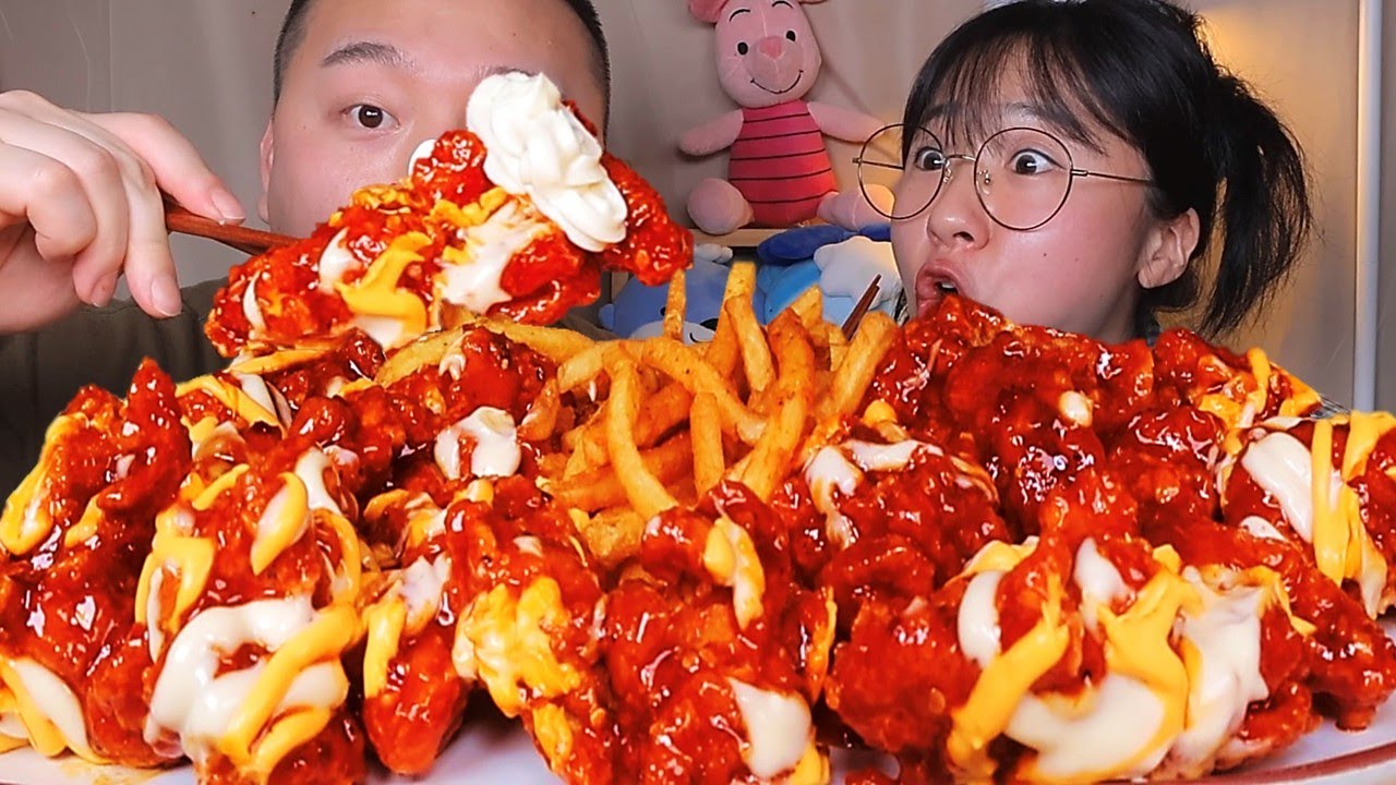 우리도 핫치즈빅싸이순살🍗 맘스터치 핫치즈싸이순살 치킨 먹방 Mukbang