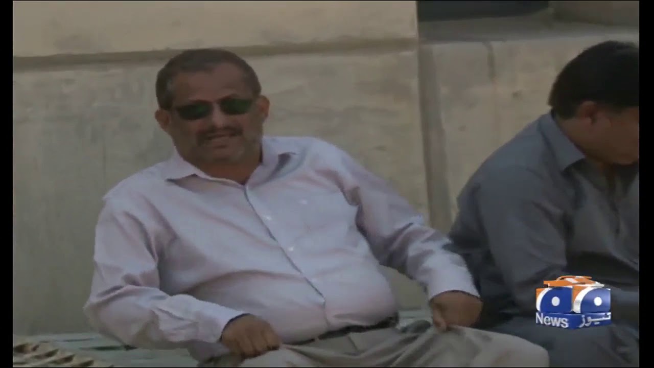 Karachi Mein Shehri Idaron Mein Raabton Ka Fuqdaan