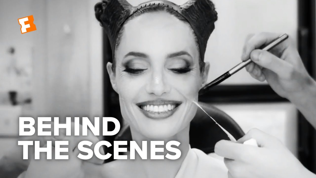 How to Do Stage Makeup: Tips and Tricks