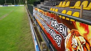 vv vorden JO15-1 trainen voor de wedstrijd