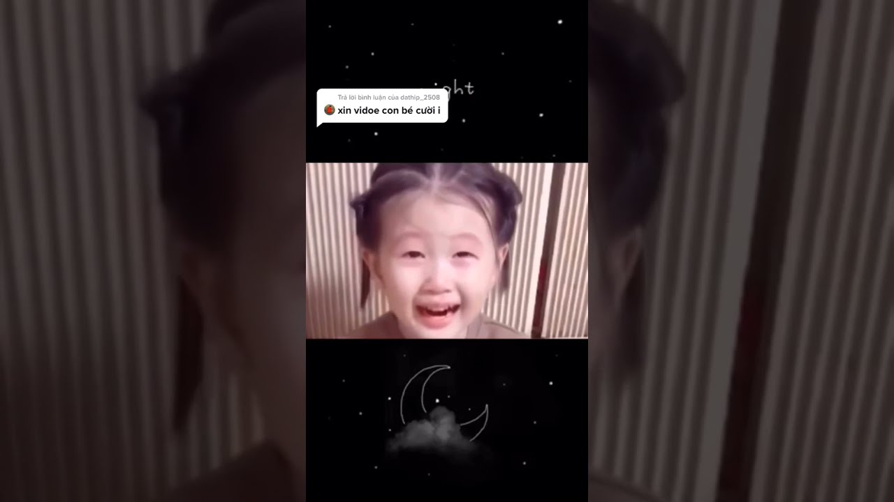 Em bé khóc nhè - Crying baby.#shorts - youtube