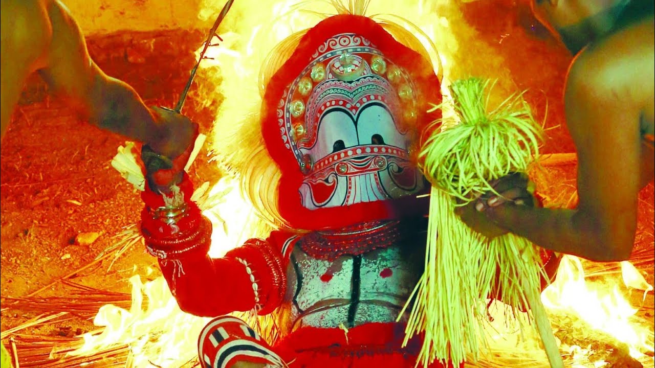 Pottan theyyam comedy talk of pottan theyyam  kerala  kasaragod  theyyam  temple  pottantheyyam