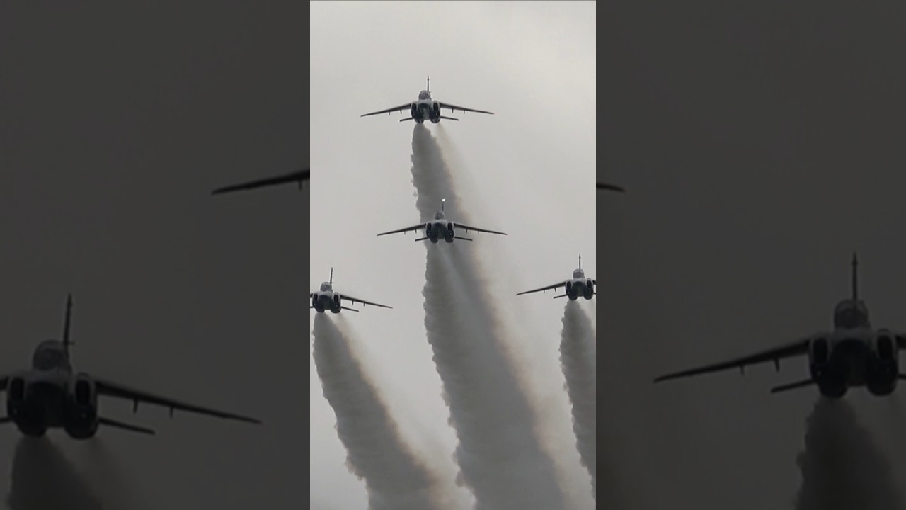 超低空ハイスピード『スワンローパス』#松島基地航空祭2025 #ブルー