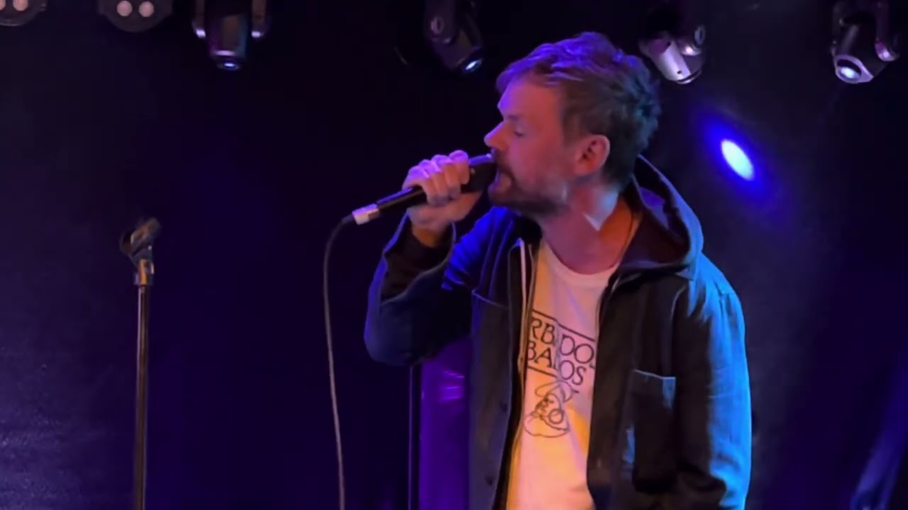 Guarda Instant Love - Almost Nothing (Roddy Woomble) - Esquires, Bedford - 27.04.24 su YouTube Guarda Instant Love - Almost Nothing (Roddy Woomble) - Esquires, Bedford - 27.04.24 su YouTube
