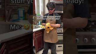If you want one comment the word “Apron” 🤣👨🍳 #funnyapron #family #prank #dad #apron