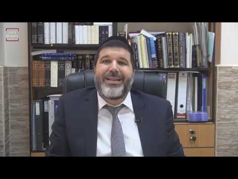 הרב אופיר מלכא - דין קישוטי הסוכה והכנסת גוי