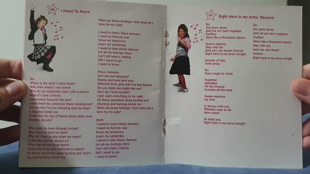 Sing Along with Barbie (2009) - Mini Lyrics Book Overview