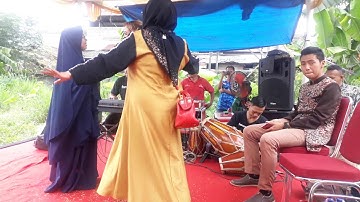 Fani sabila feat ugun dugul sorot soca