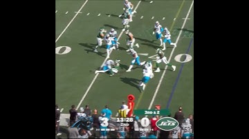 Justin Fields takes a HUGE HIT while sliding Jets vs panthers #shorts #nfl #jets #panthers #afceast