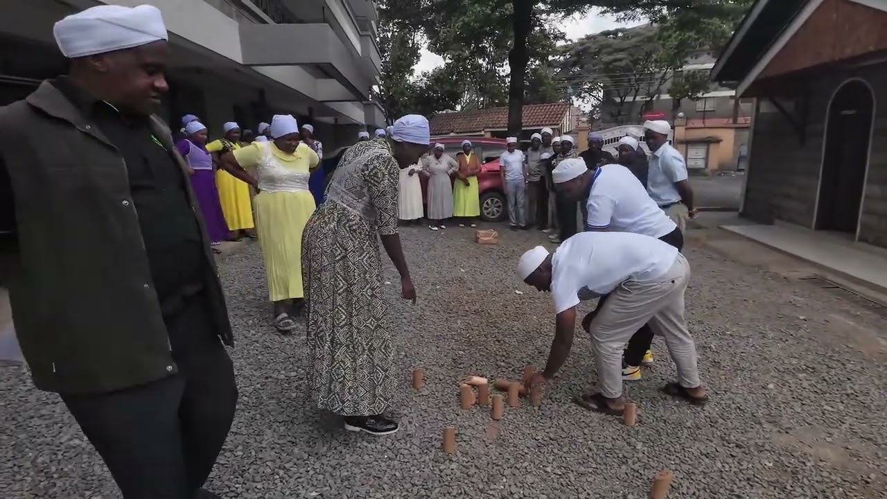 Командообразование с целью! Игра AHGCC Huruma Gonga под руководством доктора Аюба